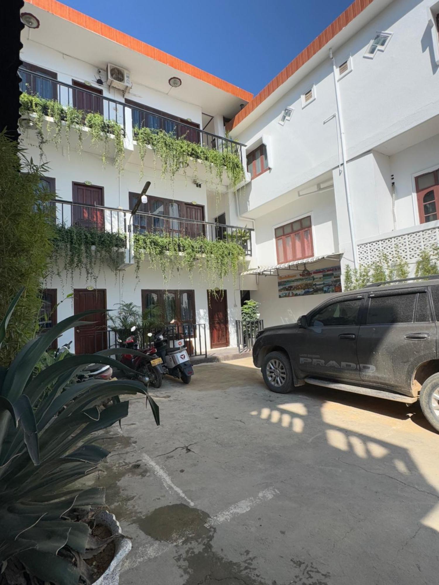 Vang Vieng Green Hotel Exteriör bild