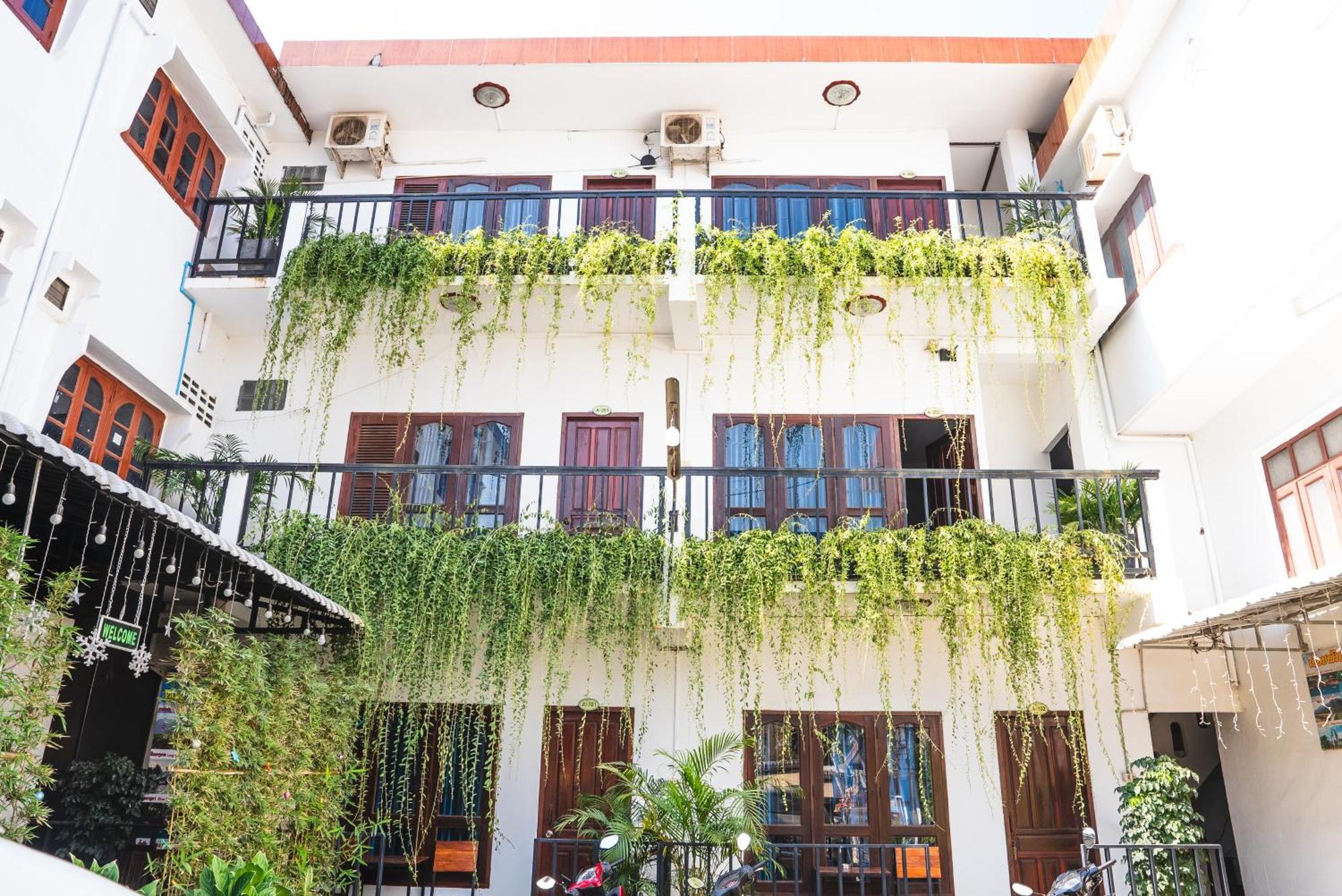 Vang Vieng Green Hotel Exteriör bild